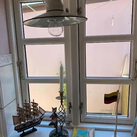 Skont Fiskerhus. Taet Pa By, Havn Og Havet 马斯塔尔