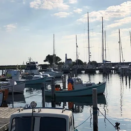 度假居 Skont Fiskerhus. Taet Pa By, Havn Og Havet 马斯塔尔
