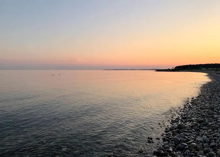 Skont Fiskerhus. Taet Pa By, Havn Og Havet * Marstal